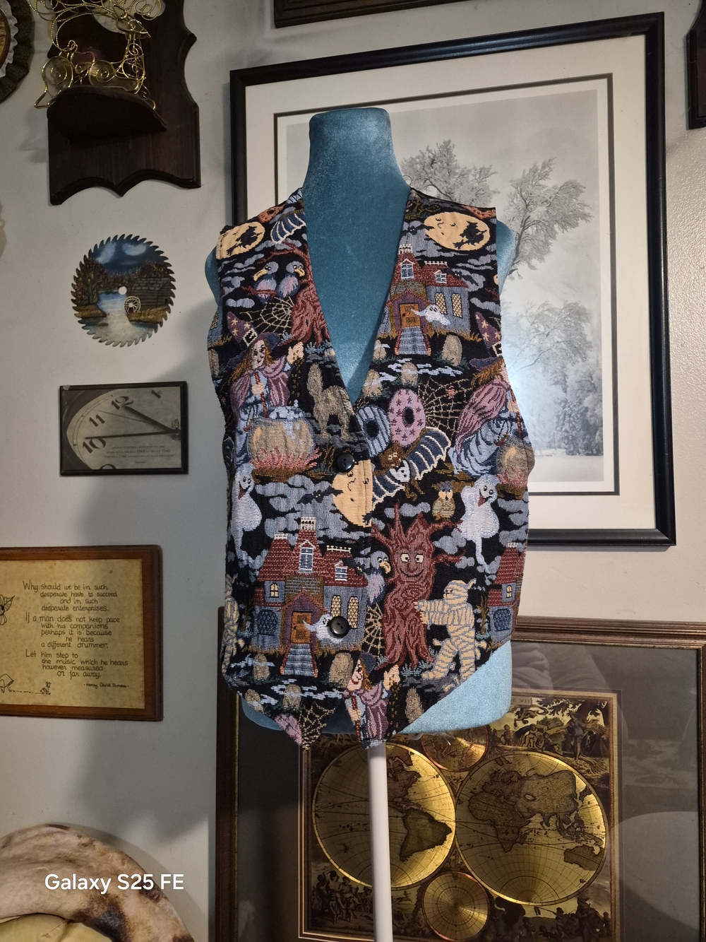 VTG 90s Facets by Mirrors Halloween Tapestry Vest L Haunted House Witch USA